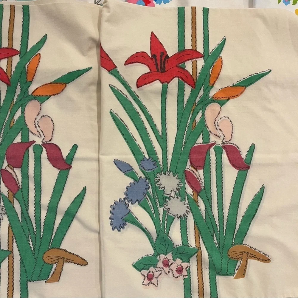 3 Sets Vtg Pillow Cases King Queen Floral Colorful Retro Butterflies Mushrooms